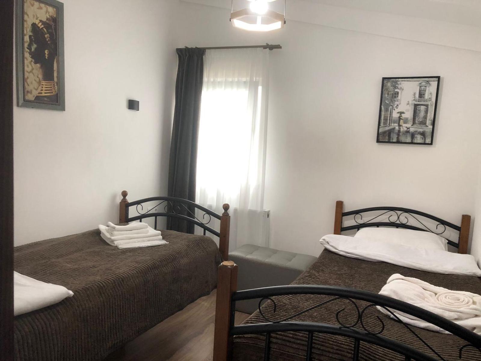 Verona Apartment Dushet'i Exterior photo